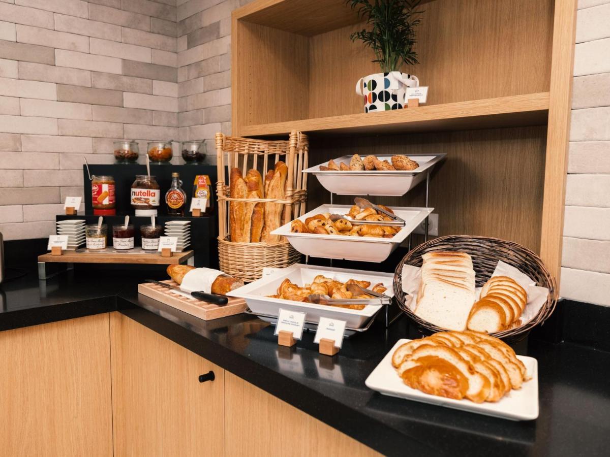 快捷假日里尔中央酒店 外观 照片